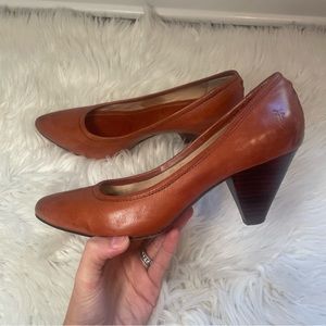 Frye Regina Pump- Chestnut Brown Leather- Women's 8.5